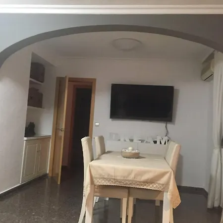 Preciosa Cerca De La Playa Y Universidades Homestay