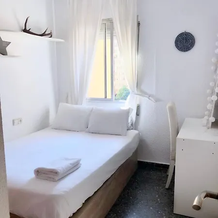 Homestay Preciosa Cerca De La Playa Y Universidades *