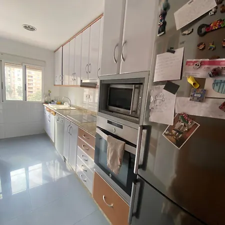 Preciosa Cerca De La Playa Y Universidades Homestay *